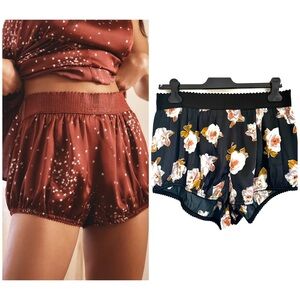 Anthropologie Floral Satin Bloomer Shorts Size M NWT